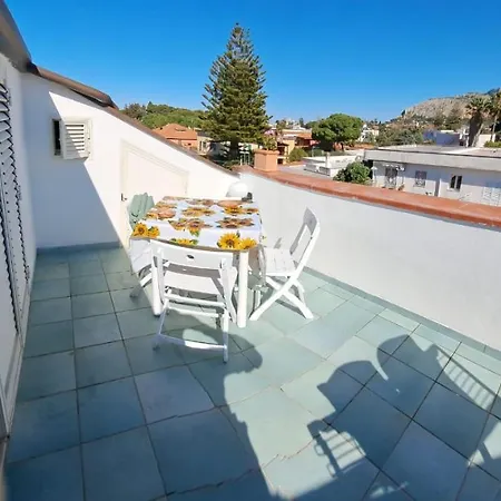 Mansarda Mondello Appartement