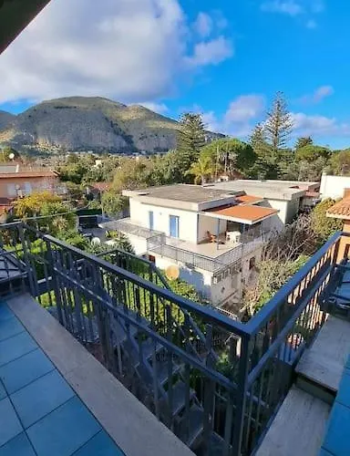 Mansarda Mondello Apartment *