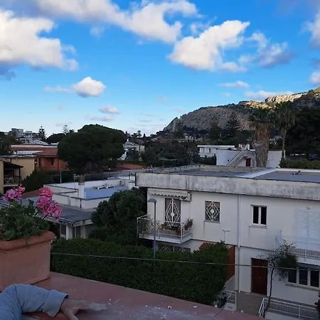 Mansarda Mondello Daire Palermo